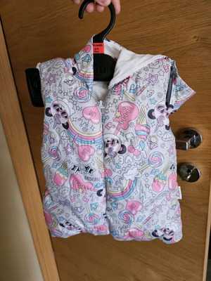 Αμάνικο μπουφάν για 6 μηνών σαν καινούργιο