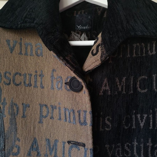 Ysatis Y2K coat with original design, like new, size S