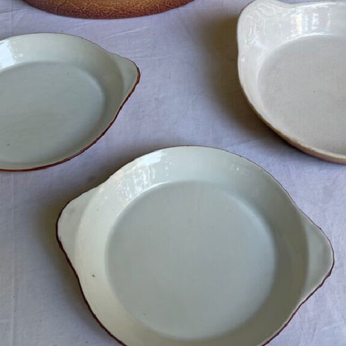 Set of 4 used vintage ceramic and porcelain ovenware
