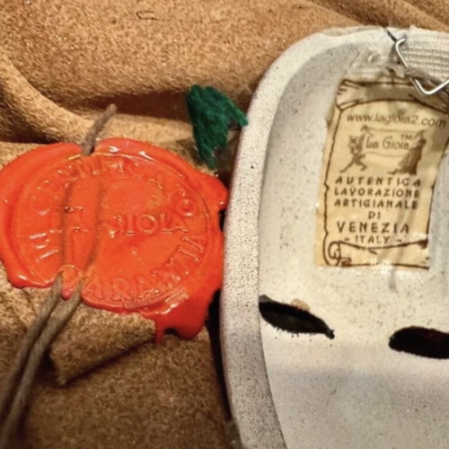 Venetian Carnival Mask Deco like new with stamp of authenticity