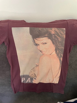 T-Shirt with Sexy Graphic Print