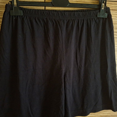 Eros Black Shorts size L like new
