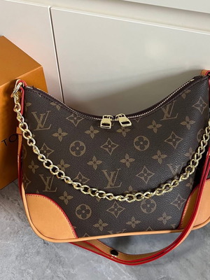 Louis Vuitton shoulder bag new, brown with dust bag