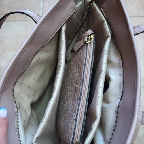 Guess shoulder bag, baby pink, spacious with detachable wallet pouch