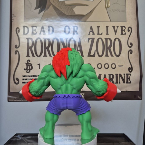 Knuckles x Hulk Collectible Figure like new