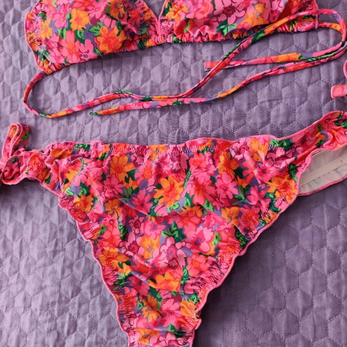 Shein Printed Bikini Set with Colorful Flowers, New, Size L