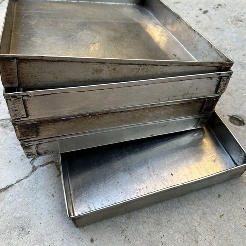Heavy Duty Commercial Baking Trays set of 5 used