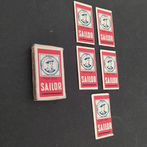 Vintage Sailor razor blades pack of 5, like new