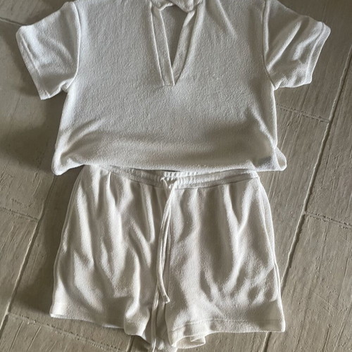 H&M white knitted set with top and shorts, size L-XL