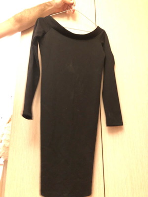 Fitted black midi dress with open back one size