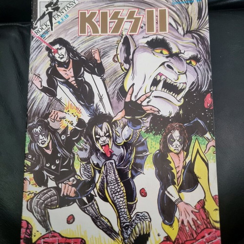 Kiss comic book set with used mousepad
