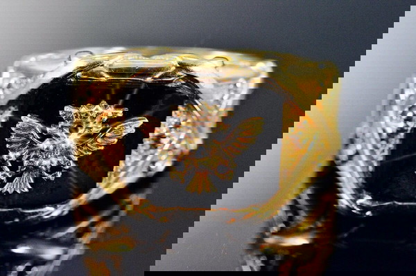 CARL FABERGÉ, Αντίκα Οικογ. κειμήλιο χρυσό δαχτυλ. 14Κ Διαμάντι Όνυχας Θυρεός Βυζαντ. Αυτοκρατορίας