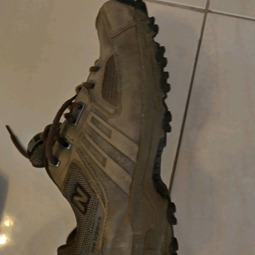 New Balance trekking shoes used, size 43, brown