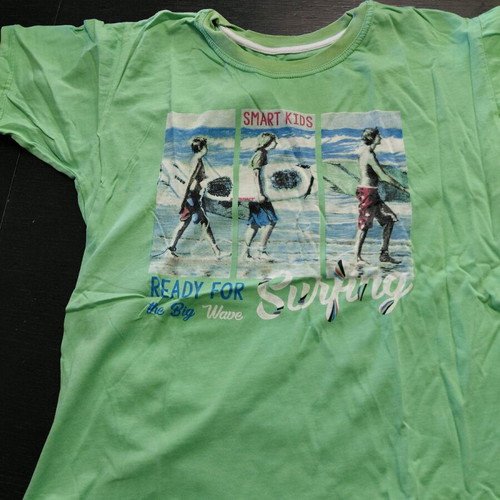 T shirt for 12 years old like new, green