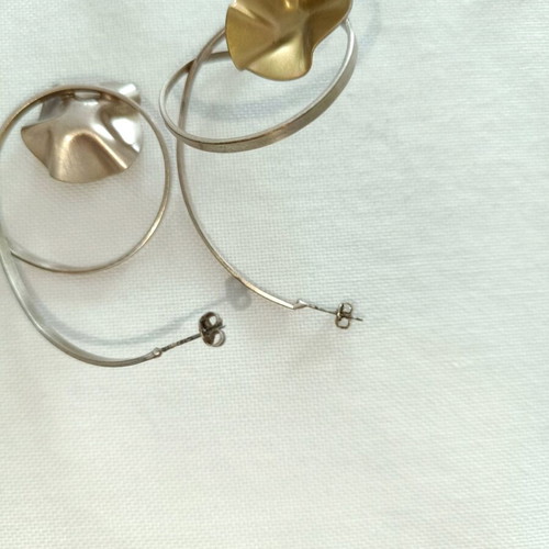 Handmade steel earrings with gold flowers new