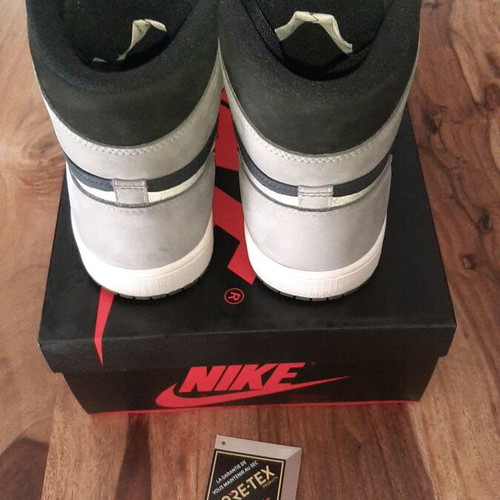 Air Jordan 1 Element GORE-TEX High black and grey, like new, size 44.5