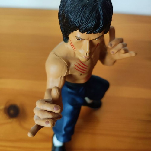 Bruce Lee Enter the Dragon 2012 collectible figure, new