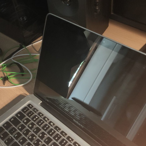 MacBook Pro 2011 laptop with 500GB HDD and 4GB DDR3 RAM