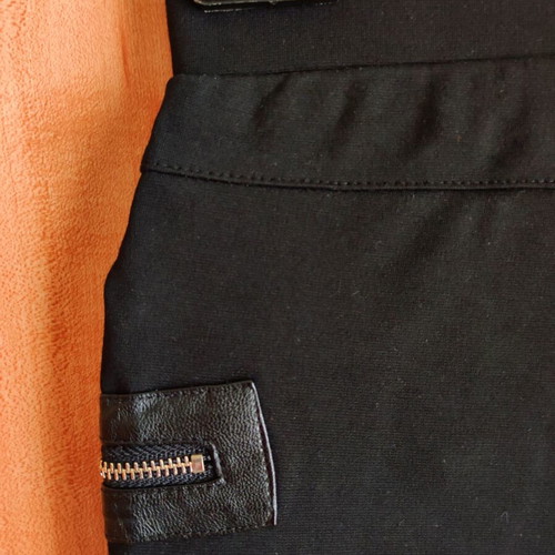 Black leggings medium with silver zippers and faux leather details like new
