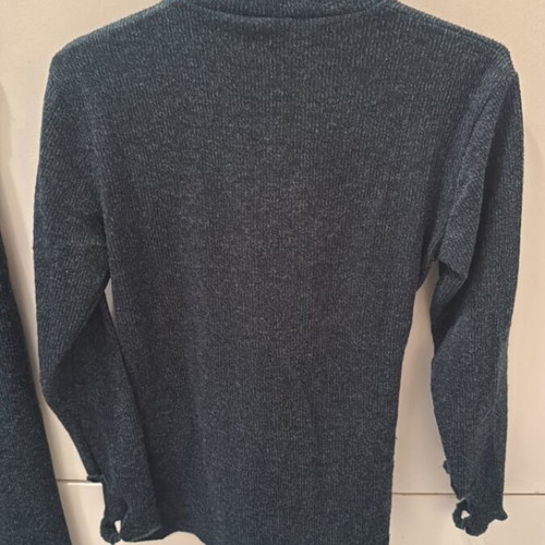 Woolen tracksuit set in cypress color like new