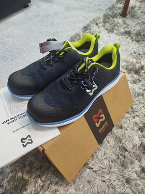 Wurth Carbon 290 Safety Shoe new, blue, size 43