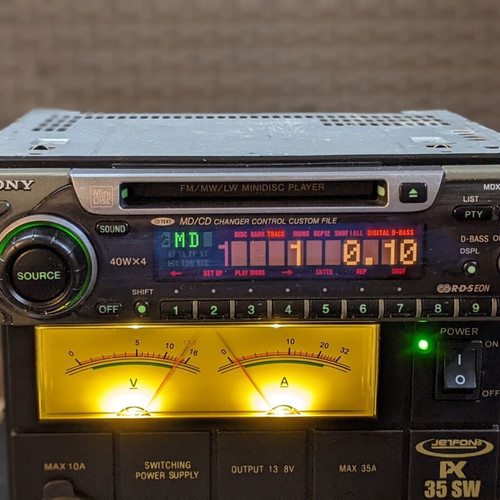 Sony MDX-C7900R minidisc player like new with 5 rewritable minidiscs
