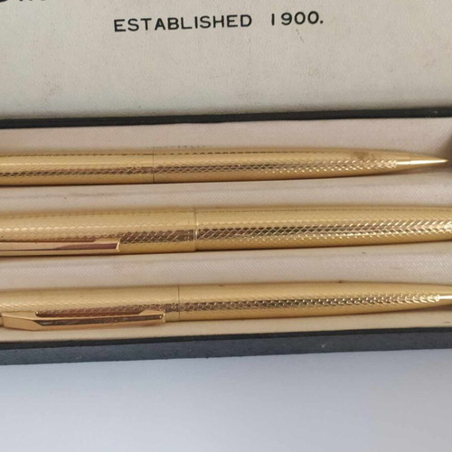 Swan Co Ltd Japan pen set new, gold plated with mechanical pencil and pen