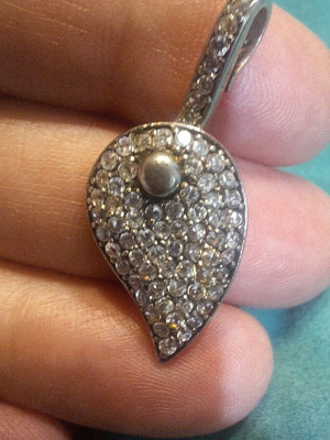 Silver 925 teardrop pendant with white stones like new