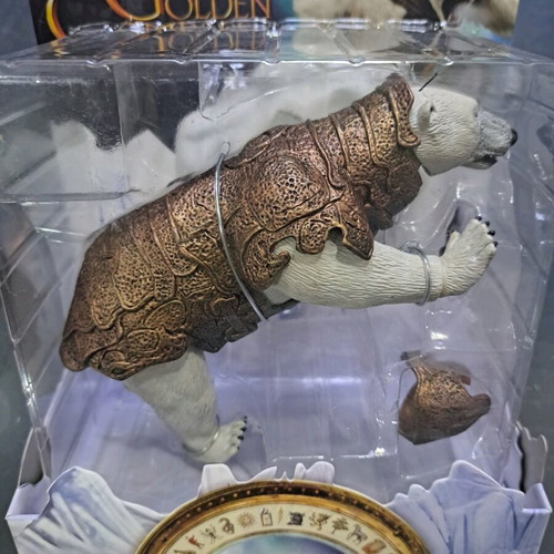 Corgi GC78615 The Golden Compass Iorek Byrnison new, armored ice bear figure