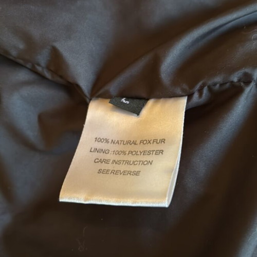 Women's fur coat Haute Acorn size M like new, gray and silver