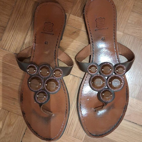 Brown sandals like new, size 41, platform style