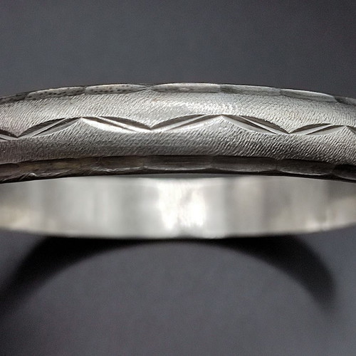 Silver Handmade Carved Bracelet 925, diameter 6.5cm