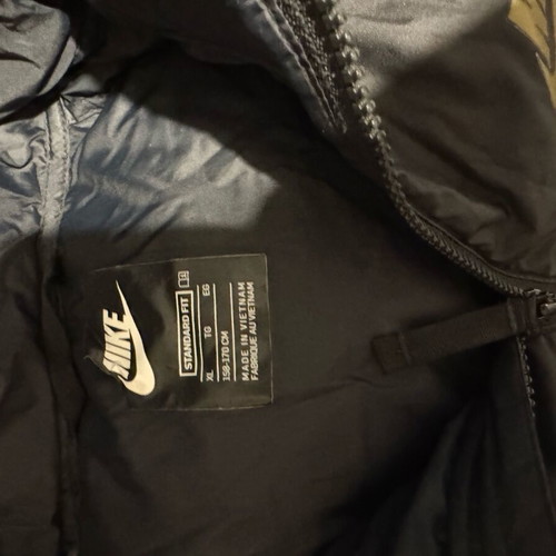 Nike puffer XL kids fitting small men's