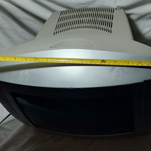 Winson CRT TV MT61 TLX Silver 14" like new with remote for retro gaming