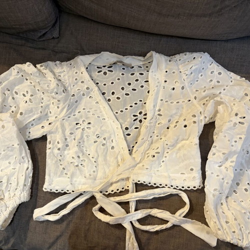 Zini wrap top with puff sleeves, like new, white, size M