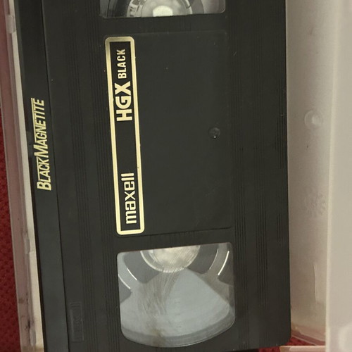 Children's VHS tapes used, pack of 3 with Disney classics