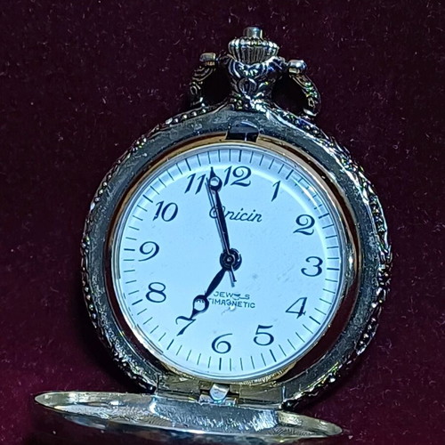 Opicin QUARTZ pocket watch like new