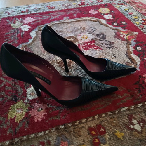 Pura Lopez leather pumps like new, size 38, 19cm heel