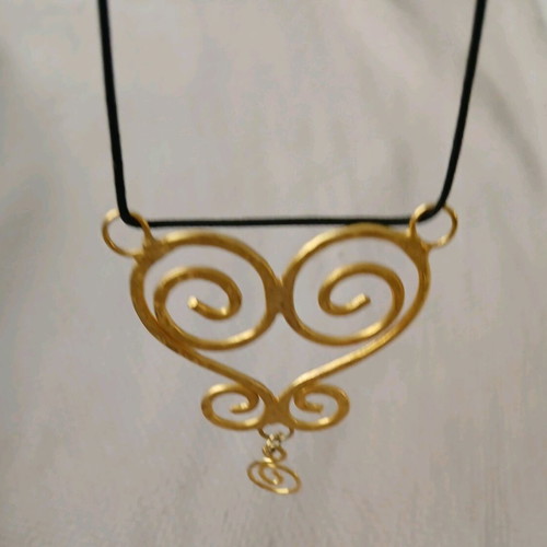 Vintage Ancient Greek Hammered Pendant Gold Plated New