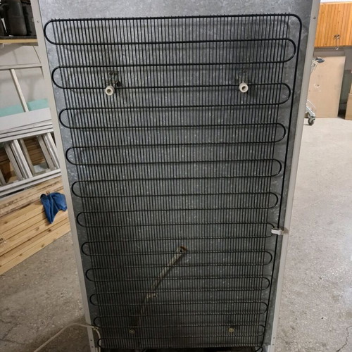 Refrigerator used 152x70x60 cm