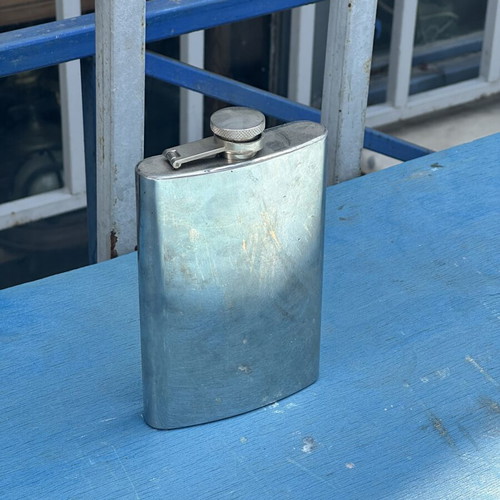 Vintage stainless steel pocket flask 9oz used