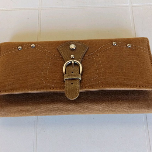 Women's wallet used, 19 centimeters, in very good condition
