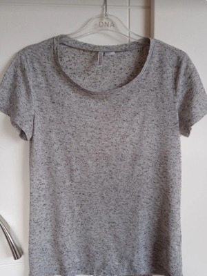 H&M Grey Melange T-shirt used, summer casual style XS