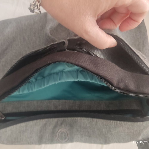 Bugaboo stroller organizer bag like new with compartments