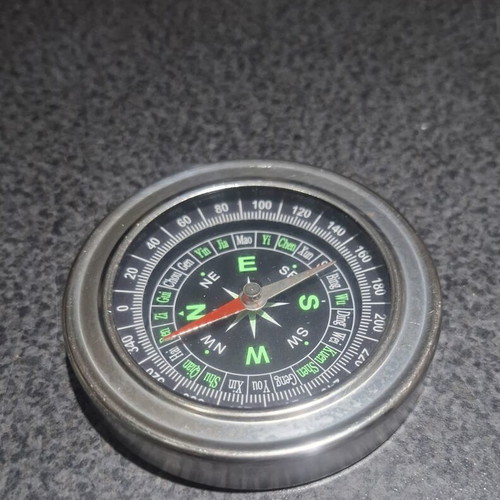 Metal Compass Feng Shui 7.5cm like new