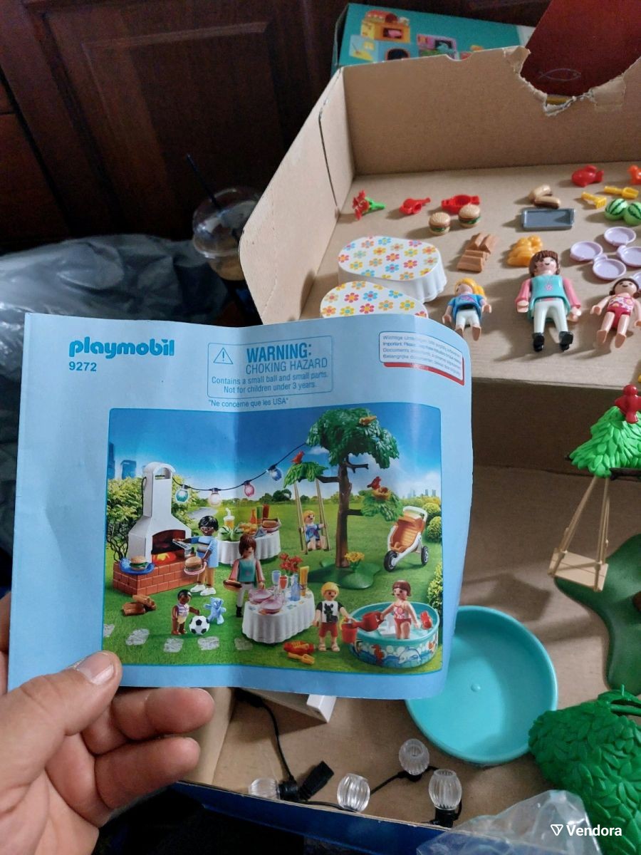 Playmobil 9272 Πάρτι Στο Κήπο Του Μπάρμπεκιου - € 25,00 - Vendora
