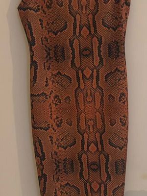BSB dress new, slim brown, size S 36 40