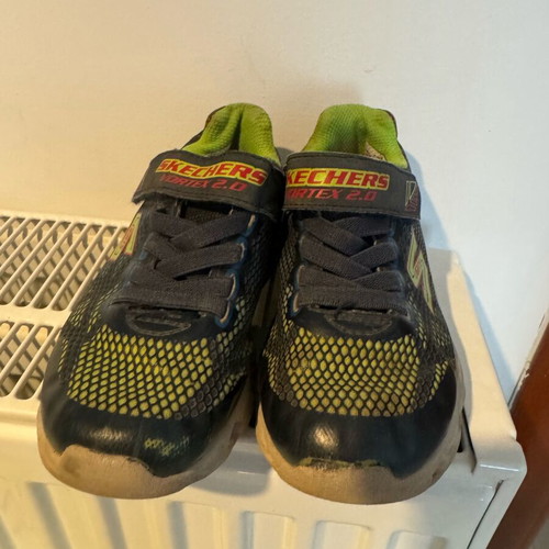 Skechers athletic shoes size 28 used, comfortable and lightweight