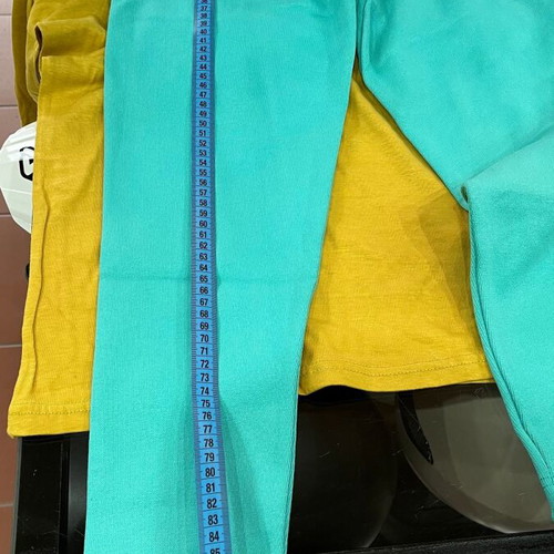 Women’s cotton blouse and leggings set like new yellow and turquoise