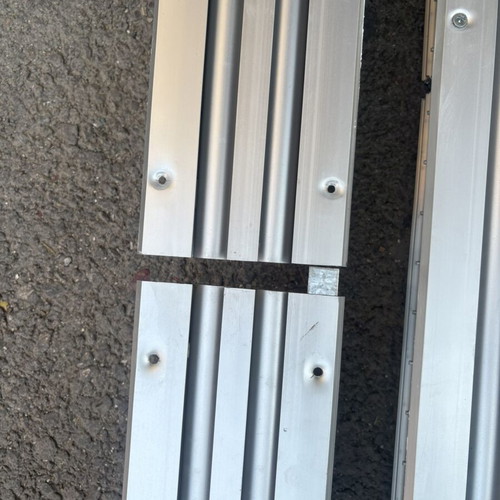 Aluminum Linear Air Conditioning Vents like new, 40m total